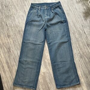 Wide Leg Pleated Blue Denim Jeans